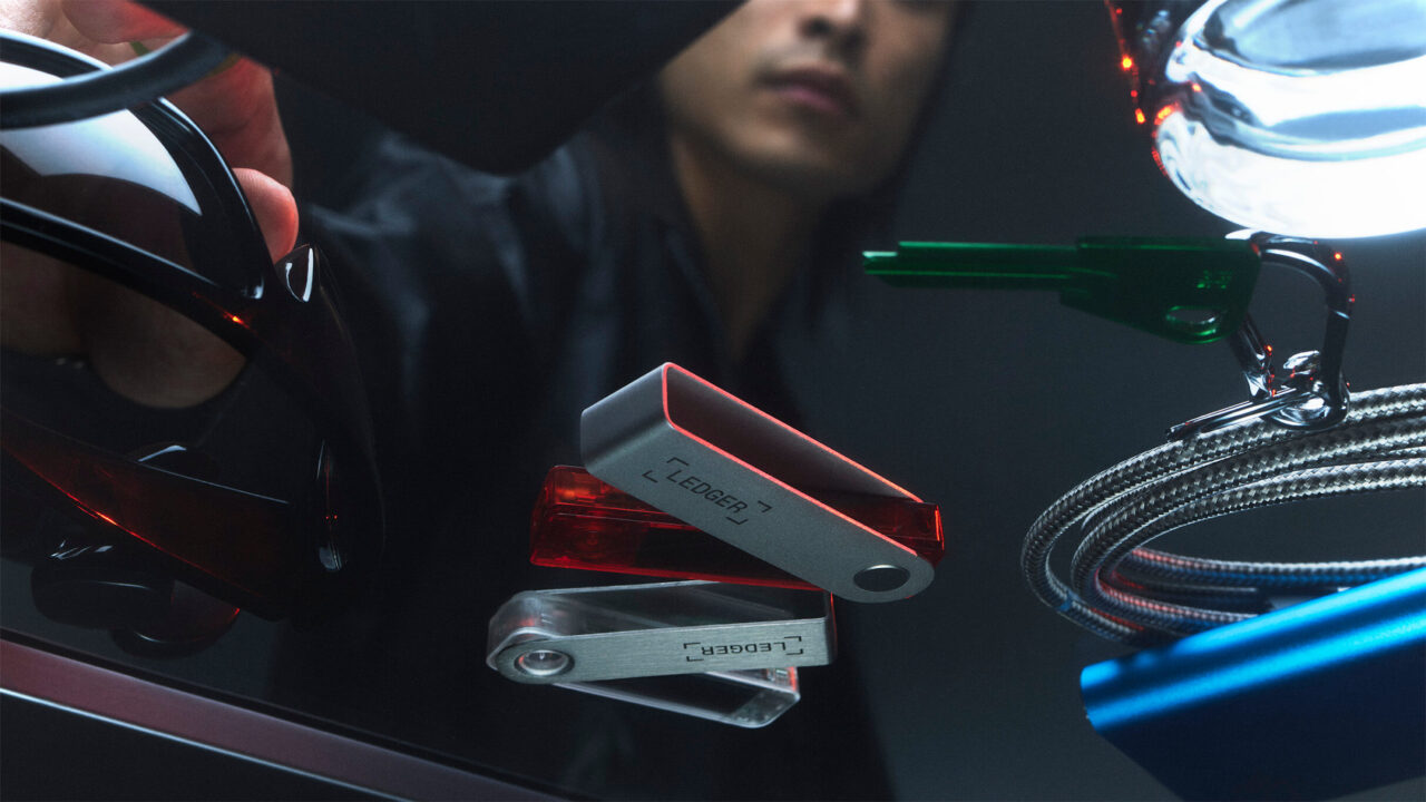Securing Your Play-to-Earn Rewards: A Detailed Review of Ledger Hardware Wallets